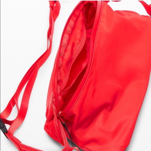 LULULEMON All Hours Belt Bag NWT PRICE DROPPED - Picture 3 of 4